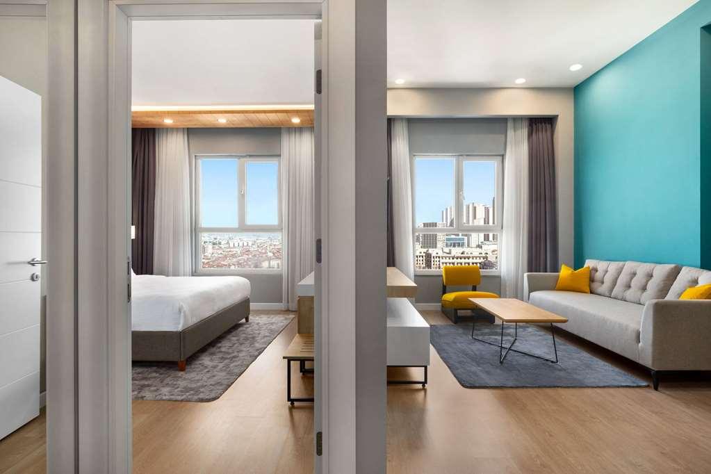 Days Inn & Suites By Wyndham Esenyurt Istanbul Ruang foto