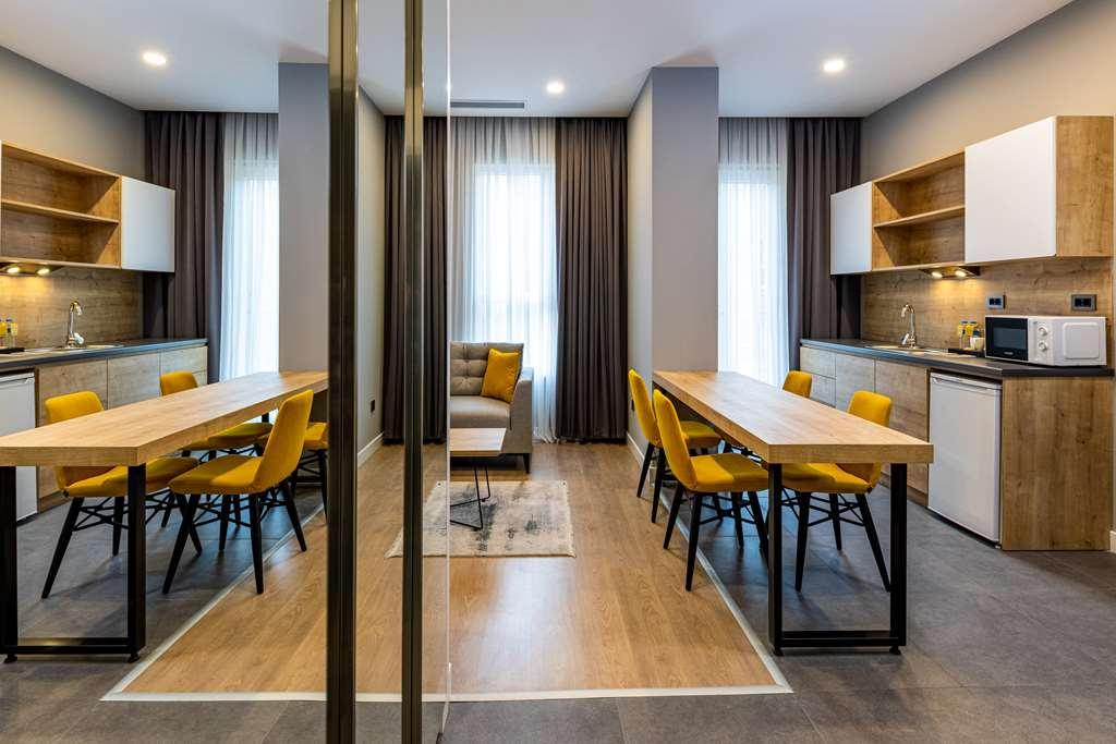 Days Inn & Suites By Wyndham Esenyurt Istanbul Ruang foto