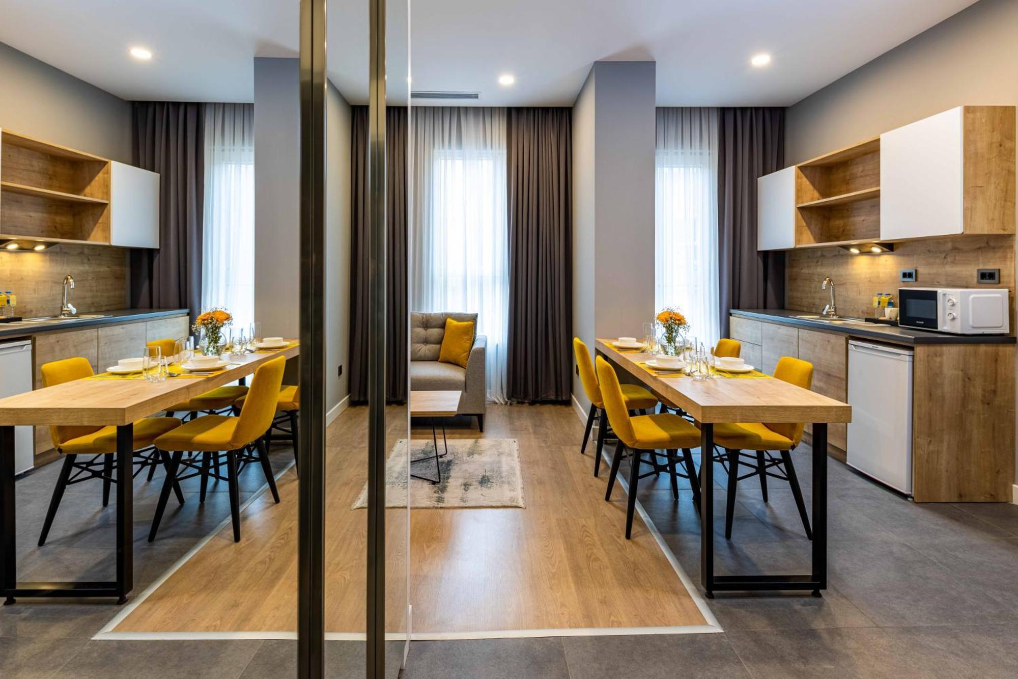 Days Inn & Suites By Wyndham Esenyurt Istanbul Bagian luar foto