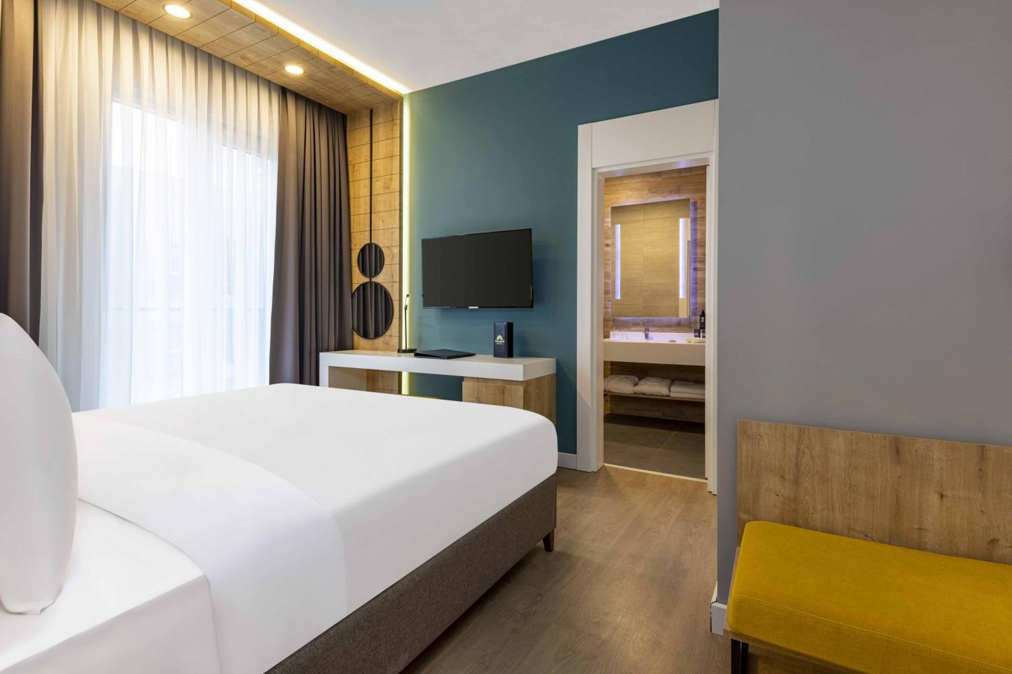 Days Inn & Suites By Wyndham Esenyurt Istanbul Bagian luar foto