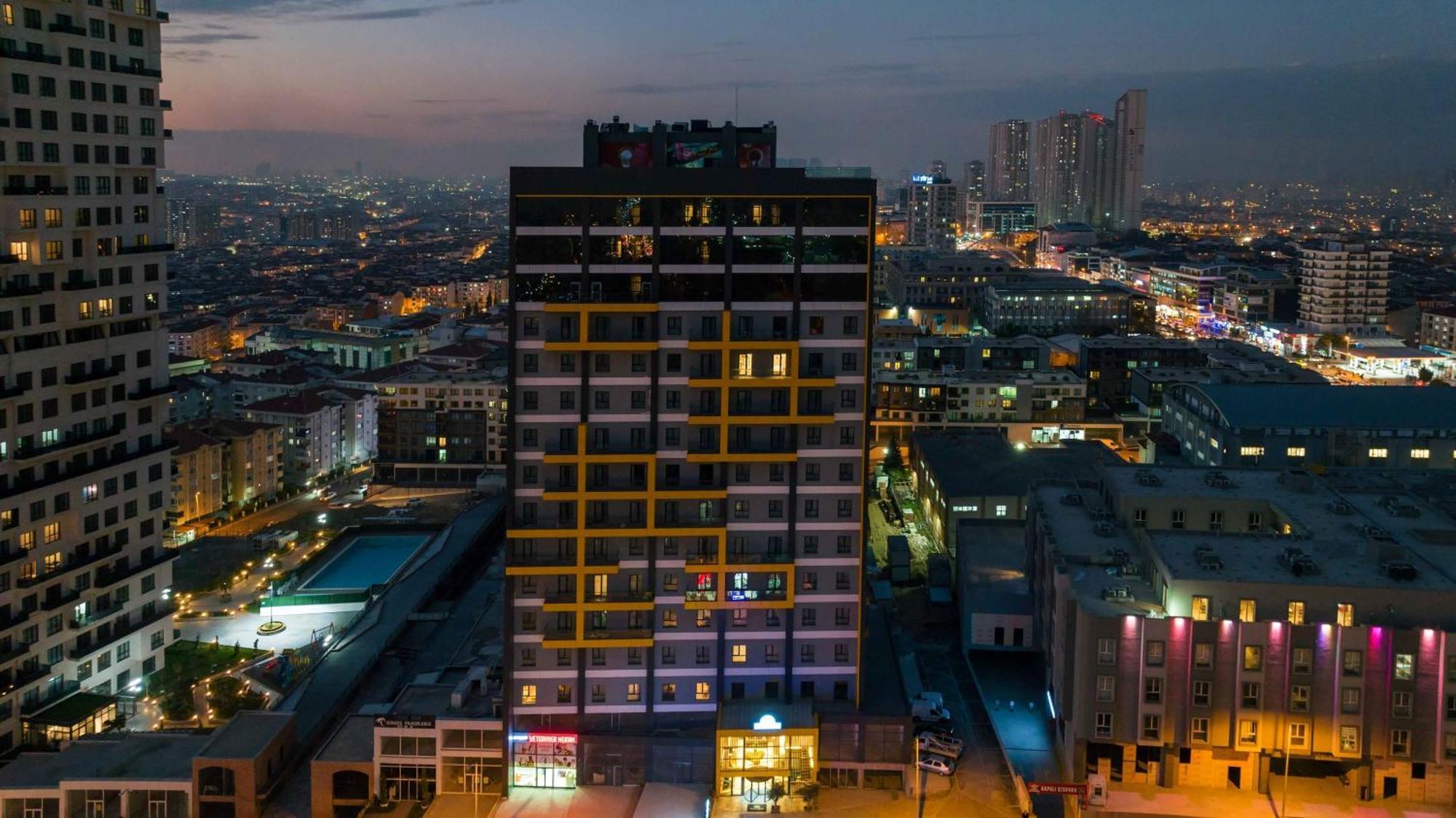 Days Inn & Suites By Wyndham Esenyurt Istanbul Bagian luar foto