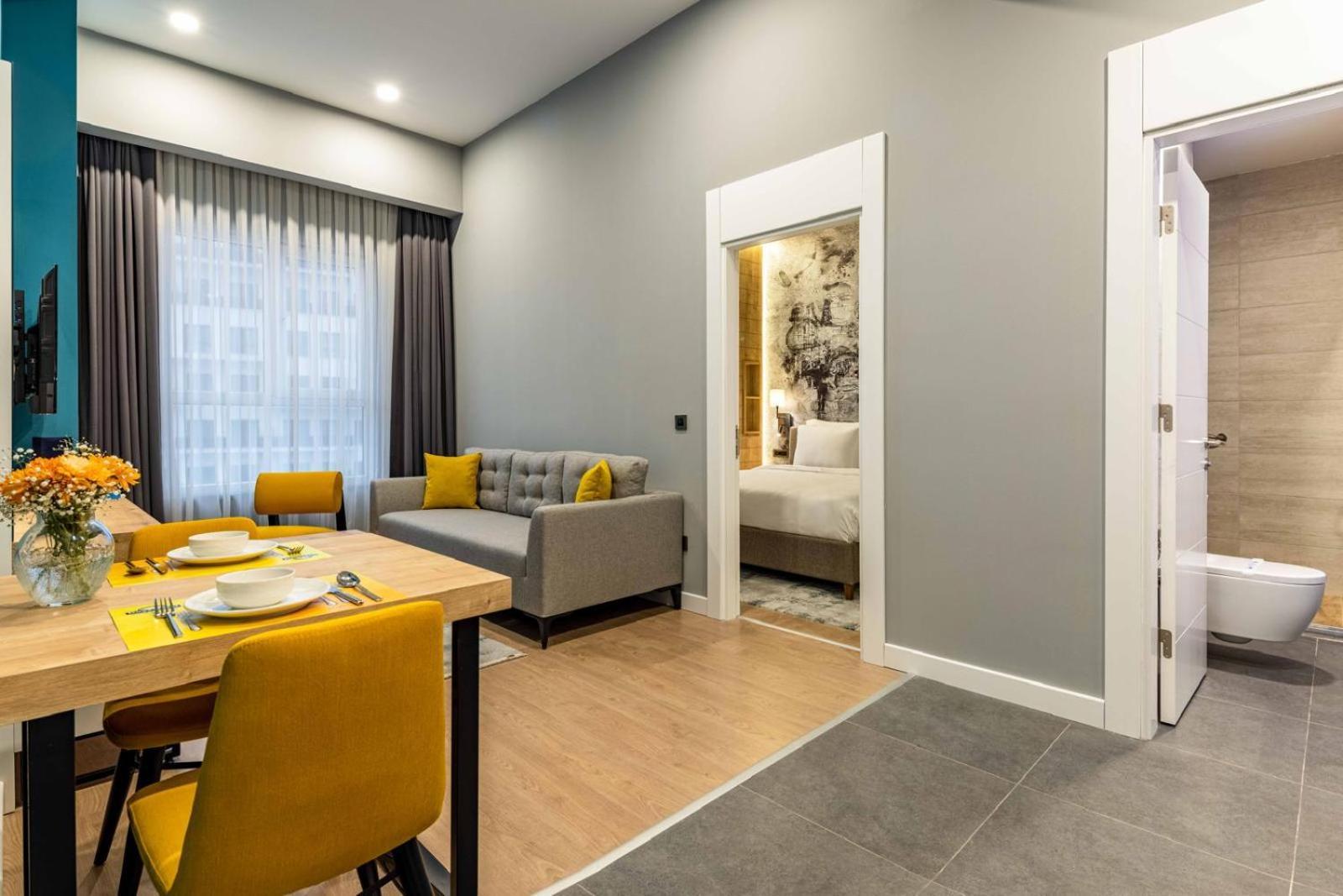 Days Inn & Suites By Wyndham Esenyurt Istanbul Bagian luar foto